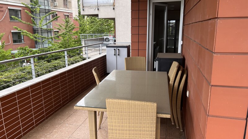 Tei, Estia Residence,